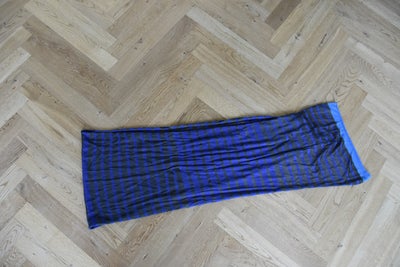 Tørklæde, Accessorize, str. 130 x 50 cm,  Ubrugt, Helt nyt tørklæde - helt blødt og lækkert. Der er 