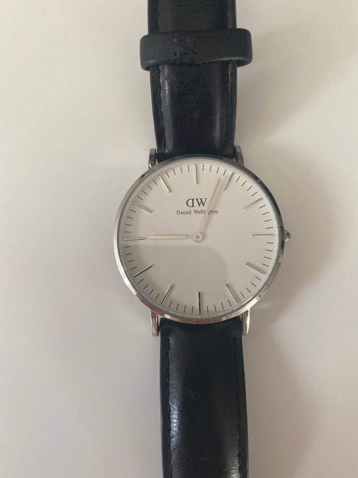 Dameur, Daniel Wellington