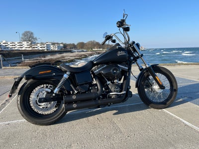 Harley-Davidson, STREET BOB, 1690 ccm, 2017, 10700 km, DENIM BLACK, m.afgift, HARLEY DAVISON. Model 