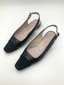 Uundgåelig ventil Tekstforfatter Find Chanel i Sko og støvler - Sandaler - Køb brugt på DBA