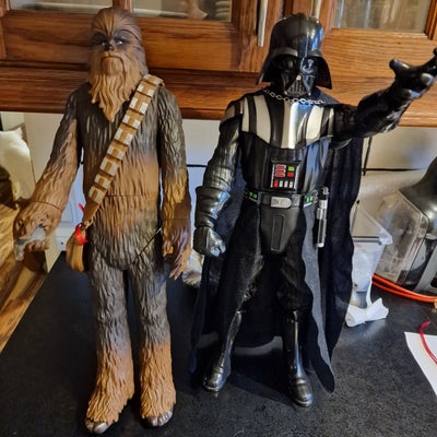 Legetøj, Starwars figurer, Starwars figurer vintage.
Darth Vader og Chewbacca.
H 50 cm

500 kr samle