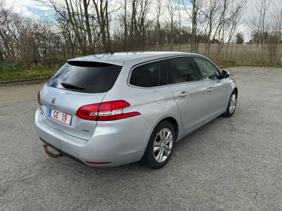 Peugeot 308, Diesel, aut. 2015, sølvmetal, træk, nysynet, klimaanlæg, aircondition, ABS, airbag, 5-d
