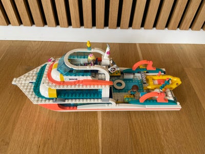 Lego Friends, Rescue mission boat, Flot Lego Friends Rescue Mission Boat med mange detaljer bl.a. 3 