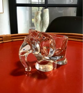 Find Elefant i Glas, porcelæn og bestik - Glas - Køb brugt på DBA