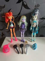 Barbie, Monster High pakker