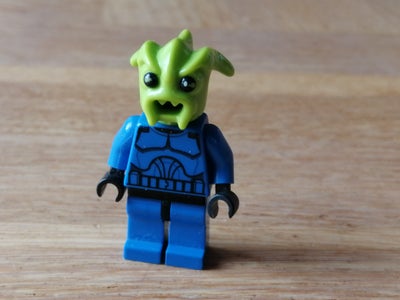 Lego Minifigures, Alien minifigur, Lego Alien minifigur.

Pæn og velholdt.

Kan afhentes i Karlslund