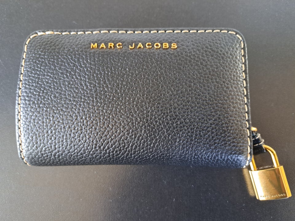 Pung, Marc Jacobs