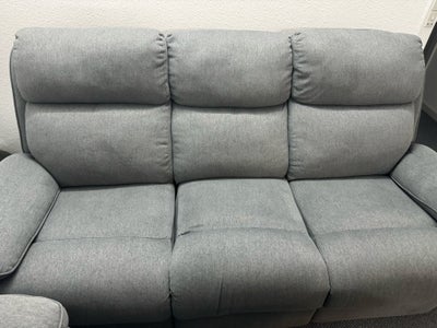 Sofa, stof, Rigtige pænt og rent sofa, uden pletter. Brugt men mindre end 2 år. Ikke ryger og ingen 