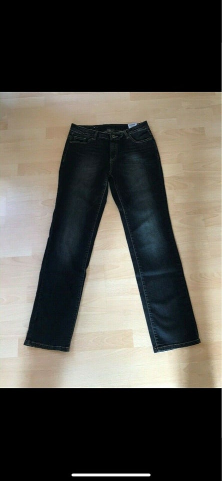 Jeans, Vero moda, str. 29