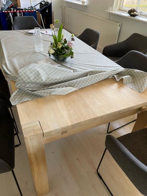 Spisebord, Massivt træ, b: 110 l: 230, Fint bord med 2 ekstra plader 