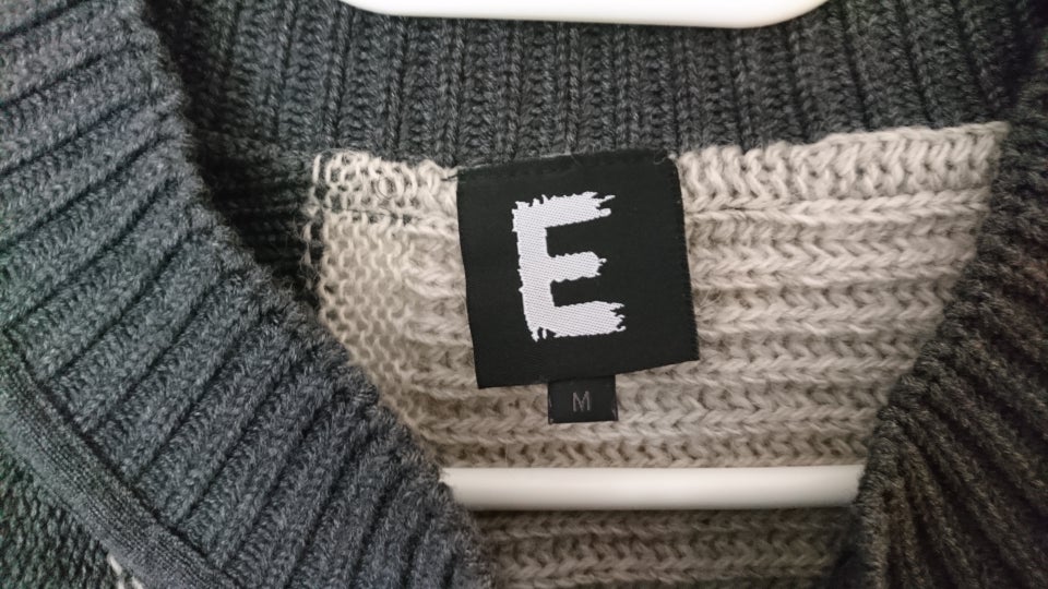 Cardigan, E-Avantgarde, str. 38