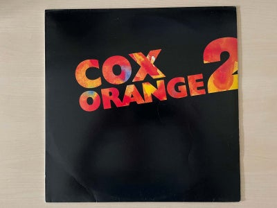 LP, Cox Orange, 2, Genre: Funk instrumental numre, latin percussion og egne funky versioner af store