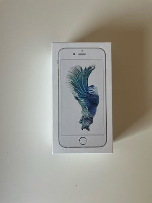 iPhone 6S, 32 GB, grå, Rimelig, Købt tilbage i november 2018 og har ikke været i brug i flere år.
Sk