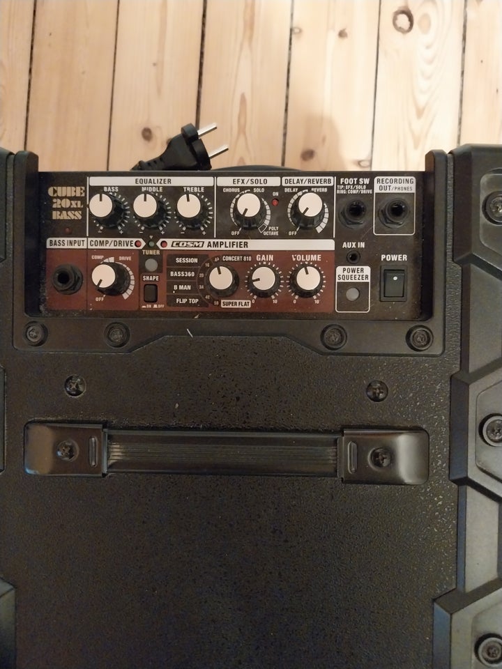 Roland cube-20xl bass, Roland Cube-20xl bass