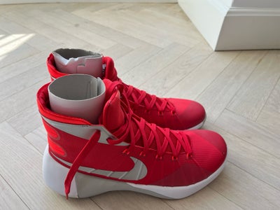 Sneakers, Nike, str. 44,5,  Rød,  Ubrugt, Super fede Nike basket støvler. 
Aldrig brugt ( da de er f