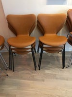 Arne Jacobsen, stol, FH 3107 syveren