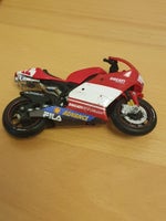 Ducati motorcykel