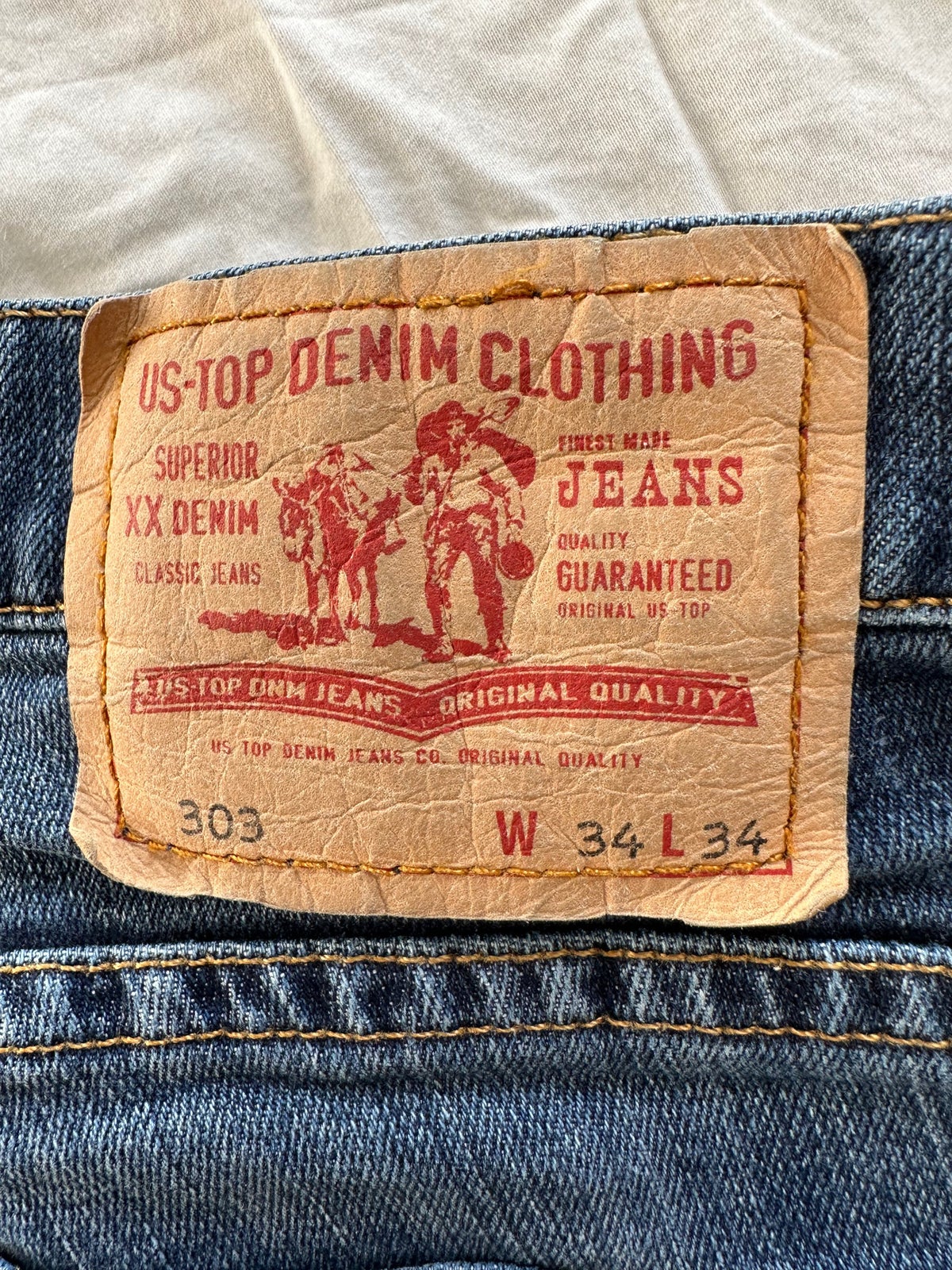 Levis 303 shop