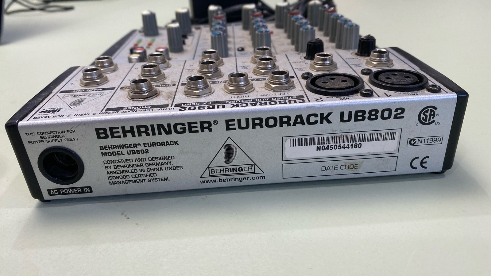 PA mixer, Behringer Eurorack UB802