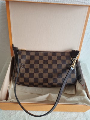 Clutch, Louis Vuitton, kanvas, Beskrivelse: Louis vuitton pochette accesories NM i damier ebene, som