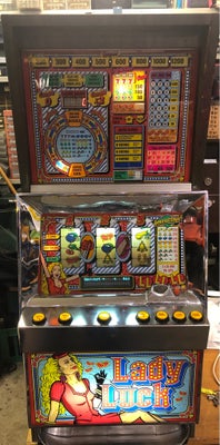 Compu-game Lady luck , spilleautomat, God, Spilleautomat 
Lady luck fra compu-game i bally kabinet
V