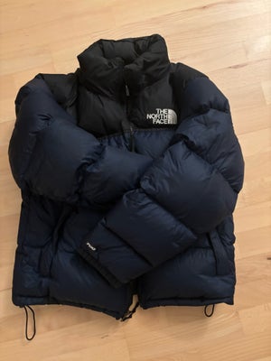 Dynejakke, str. M, North Face,  Mørkeblå,  God men brugt, Hej. 
Jeg sælger denne Northface pufferjak