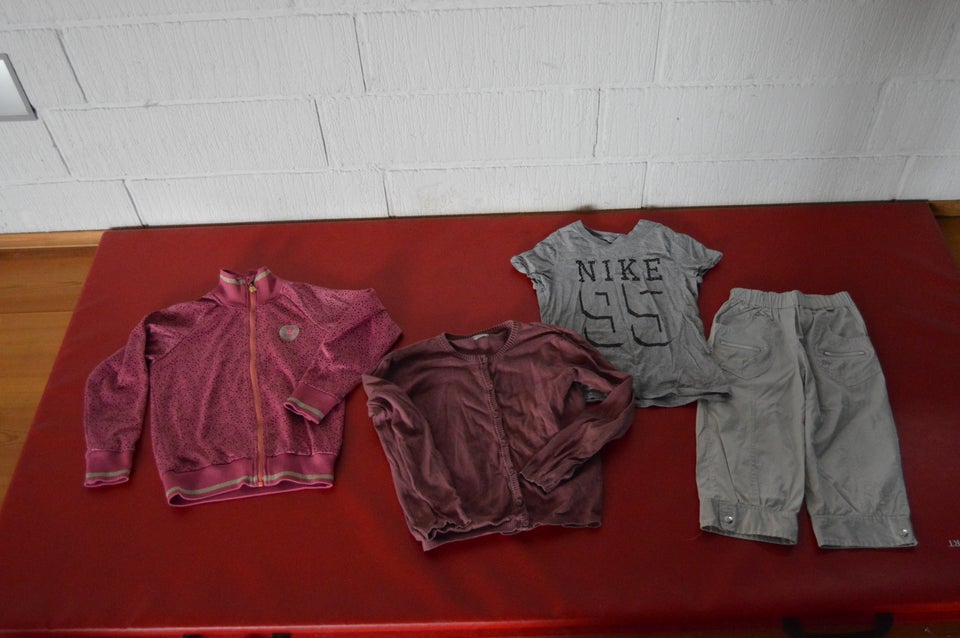 Blandet tøj, Pakke med billigt tøj til pige sæt nr. 21, Nike - Hummel - Rosso Kids og Name IT – dba.dk – og Salg af Nyt og Brugt