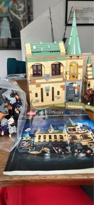 Lego Harry Potter, 76389+76387, To sæt sælges sammen fordi de har været bygget sammen. Nu kun delvis