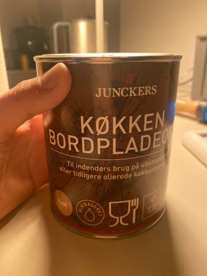 Bordpladeolie, Junckers, 0,75 liter, Klar, Kun lige åbnet i går for at have indset vi havde købt den