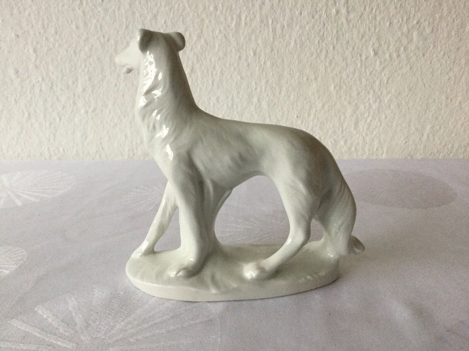 Tysk porcelæns figur hund , Tysk. Mynde