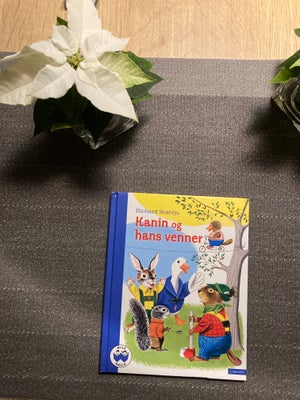 Kanin og hans venner, Richard Scarry, Dejlig fortælling for børn i alderen 3-6 år. 
Bogen er fin og 