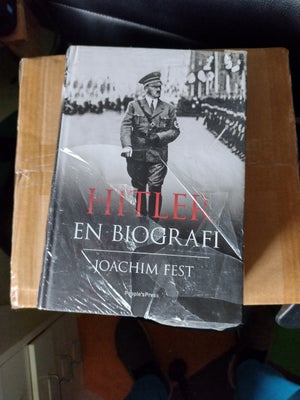 Hitler, Joachim Fest, ny og i original emballage.

Hitler "Hitler" er den anerkendte tyske historike