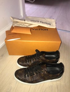 Louis Vuitton - FrontRow - Sneakers - Size: Shoes / EU 39 - Catawiki