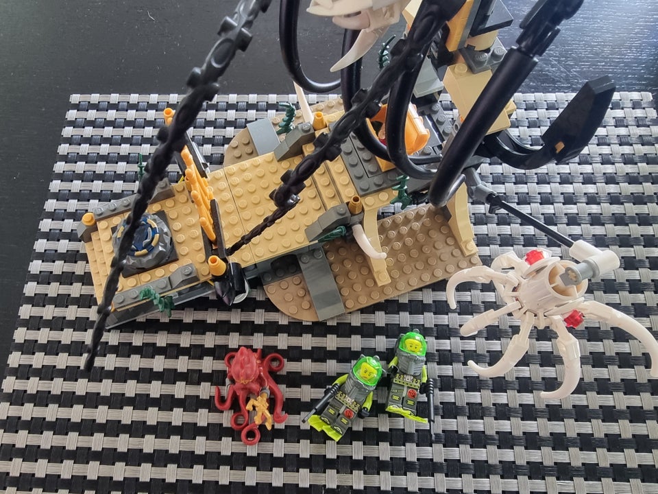 Lego Atlantis, Lego 8061