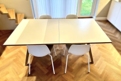 Spisebord, Ege stel og hvid laminat, Skovby, b: 100 l: 182, Virkelig smukt og praktisk spisebord. 
M