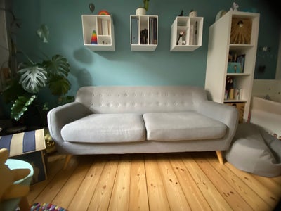 Sofa, Grå sofa sælges billigt grundet skjolder i stoffet
