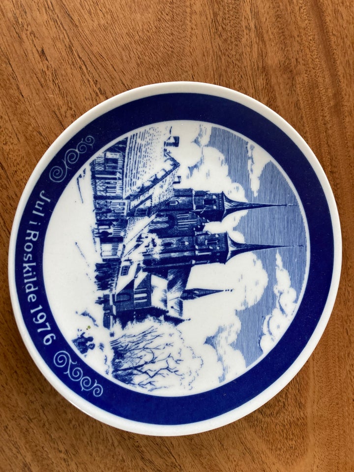 Jule Platte fra Roskilde , Kongeligt porcelæn , 1976