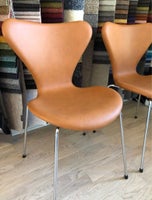 Arne Jacobsen, stol, AJ 3107 syveren