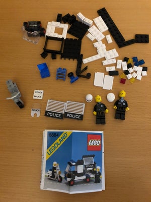 Lego City, 6684, 6684 - Lego - Police Patrol Squad - 1984

Minifigs og print-dele i god stand. Minim