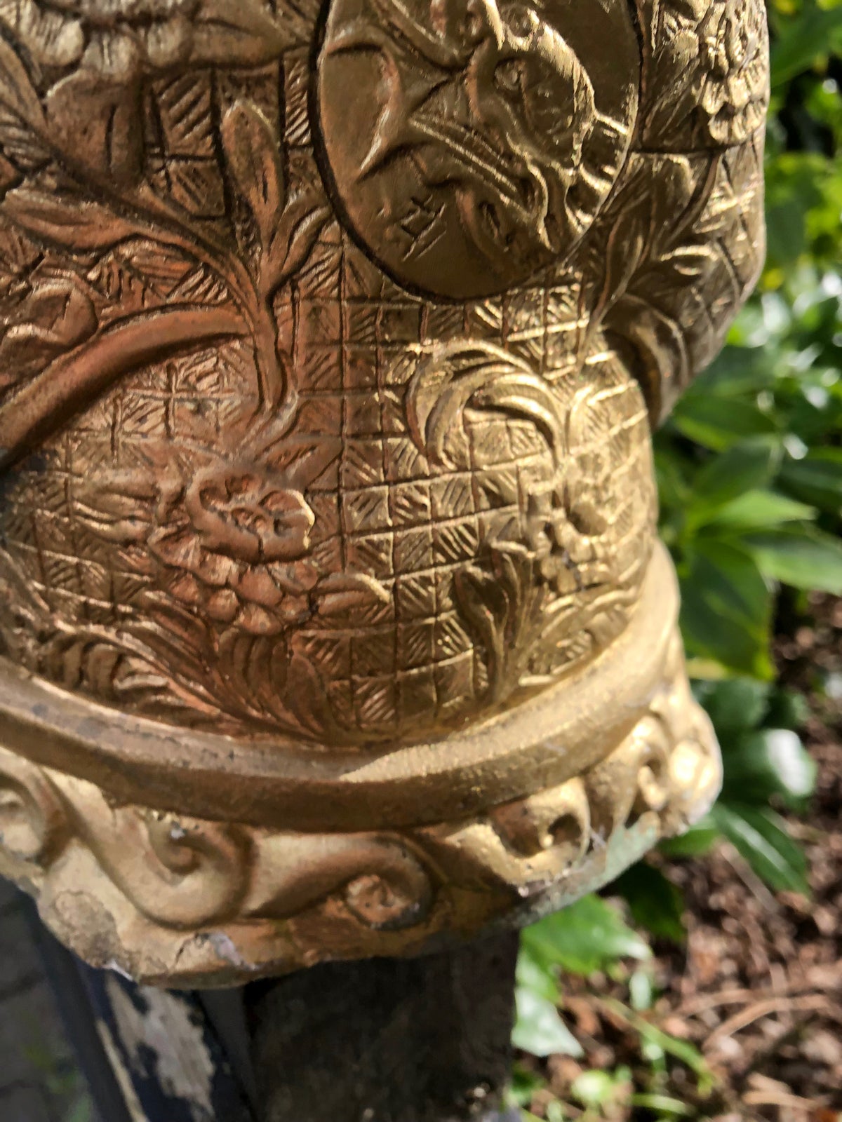 3 kg Stor skøn gammel Buddha, Vintage- gips/Guldbemalet