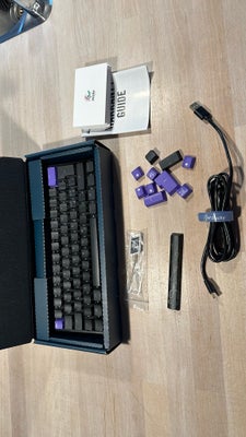 Tastatur, trådløs, Ducky , One 2 mini, God, Fint gamer keyboard i org. Æske og i god stand