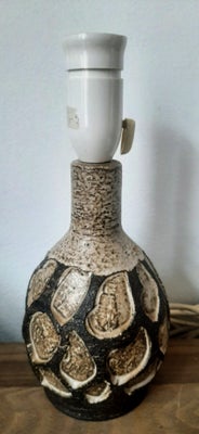 Anden bordlampe, Retro Løvemose, Smuk retro keramik Lampe fra Løvemose Langeland 
27 cm høj
