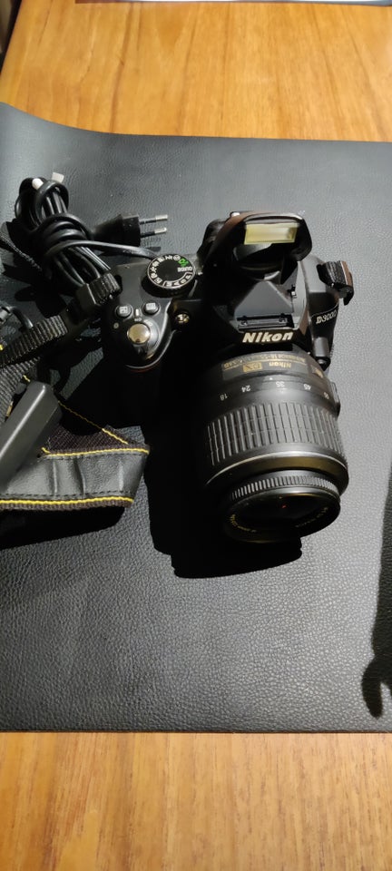 Nikon D3000, spejlrefleks, 18-55 x optisk zoom