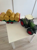 Traktor og ballepresser