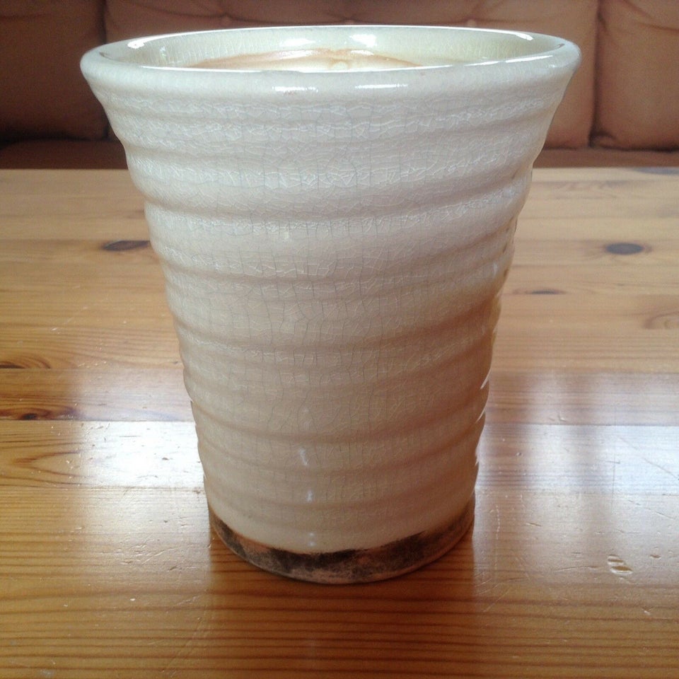 Keramik, Vase højde ca. 13 cm med krakeleret glasur, F.B.C.
