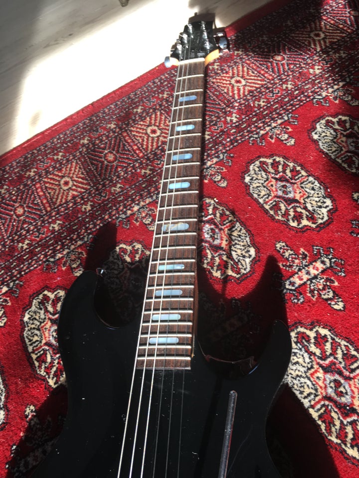 Elguitar, Line 6 Variax 700