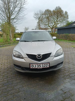 Mazda 3, 1,6 Comfort, Benzin, 2006, km 300000, sølvmetal, aircondition, ABS, airbag, 5-dørs, servost