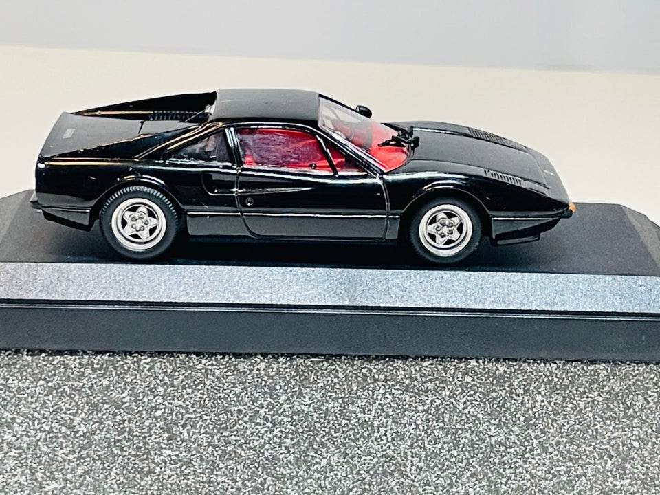 Modelbil, Vitesse 1977 Ferrari 308 GTB, skala 1:43