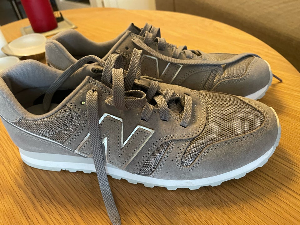 Sneakers, str. 40,5, New balance