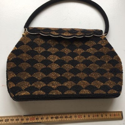 Clutch, Vintage, andet materiale, En helt intakt og forrygende sag af en Karen Blixen taske lavet ku